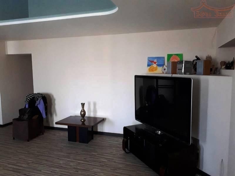 продажа трехкомнатной квартиры номер A-174667 в Малиновском районе, фото номер 9